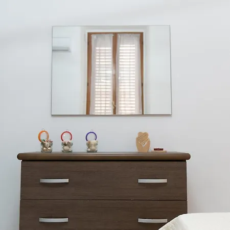 Appartement Casa Mondy - Centre Cagliari, 2 Bedrooms, Ac, Sleeps 5 Cagliari